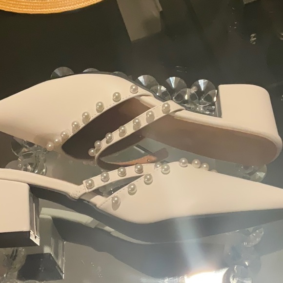 *HOST PICK* NWOT Faux Pearl Mule Pumps - Size 8.5 (European Size 39) - Picture 13 of 14